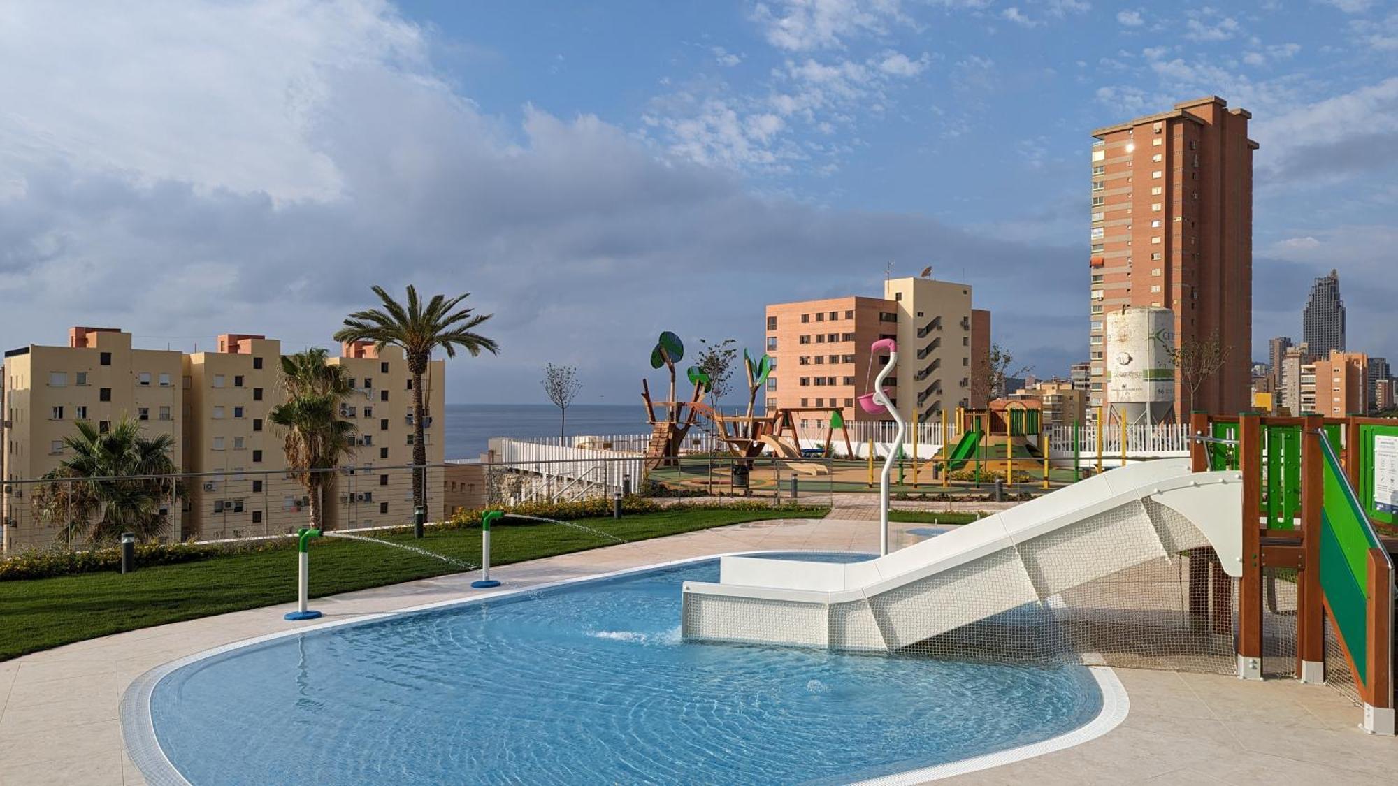Sunset Cliffs Sea & Sky Apartments Benidorm Exterior photo